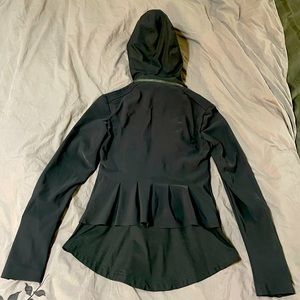 Lululemon Black Bust a Move Jacket size small